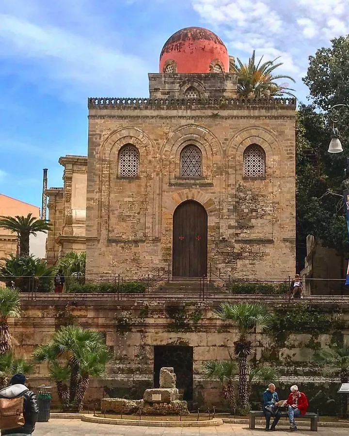 ** Alojamento de Acomodação e Pequeno-almoço Ai Tre Mercati Palermo Itália